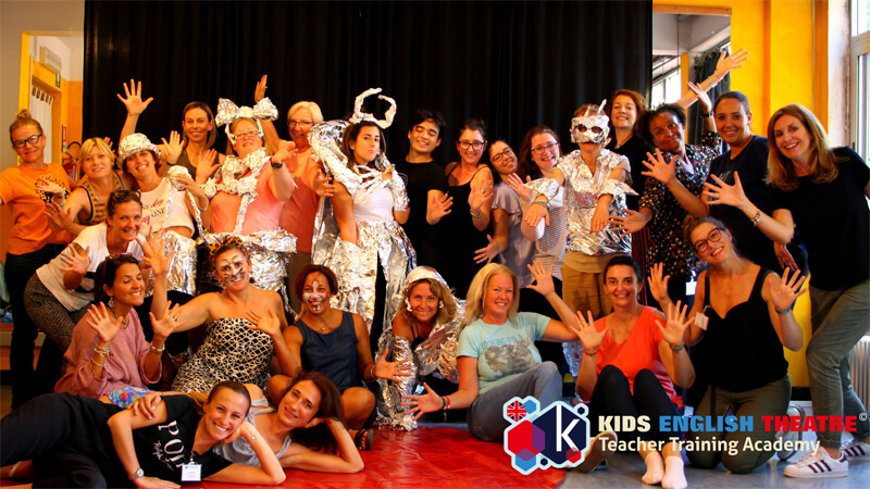 Kids English Theatre